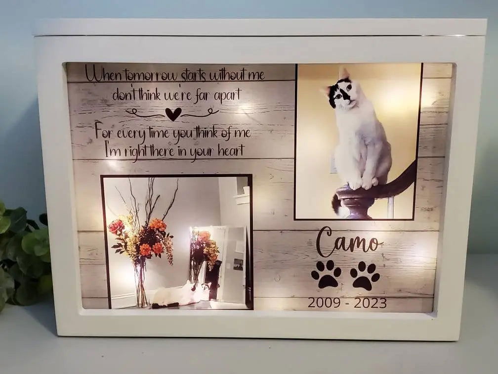 Pet Cremation Urn for ashes, Pet urn for dogs, Pet urn for cats - Wags and Willows