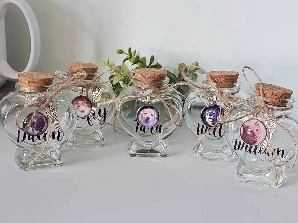 Pet Hair Keepsake Jar - Wags and Willows