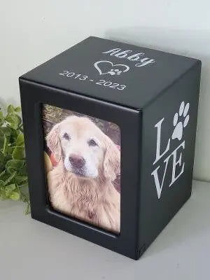 Pet Urn for dogs ashes, pet urn for cats ashes, Small Dog Urn, Large Dog Urn - Wags and Willows