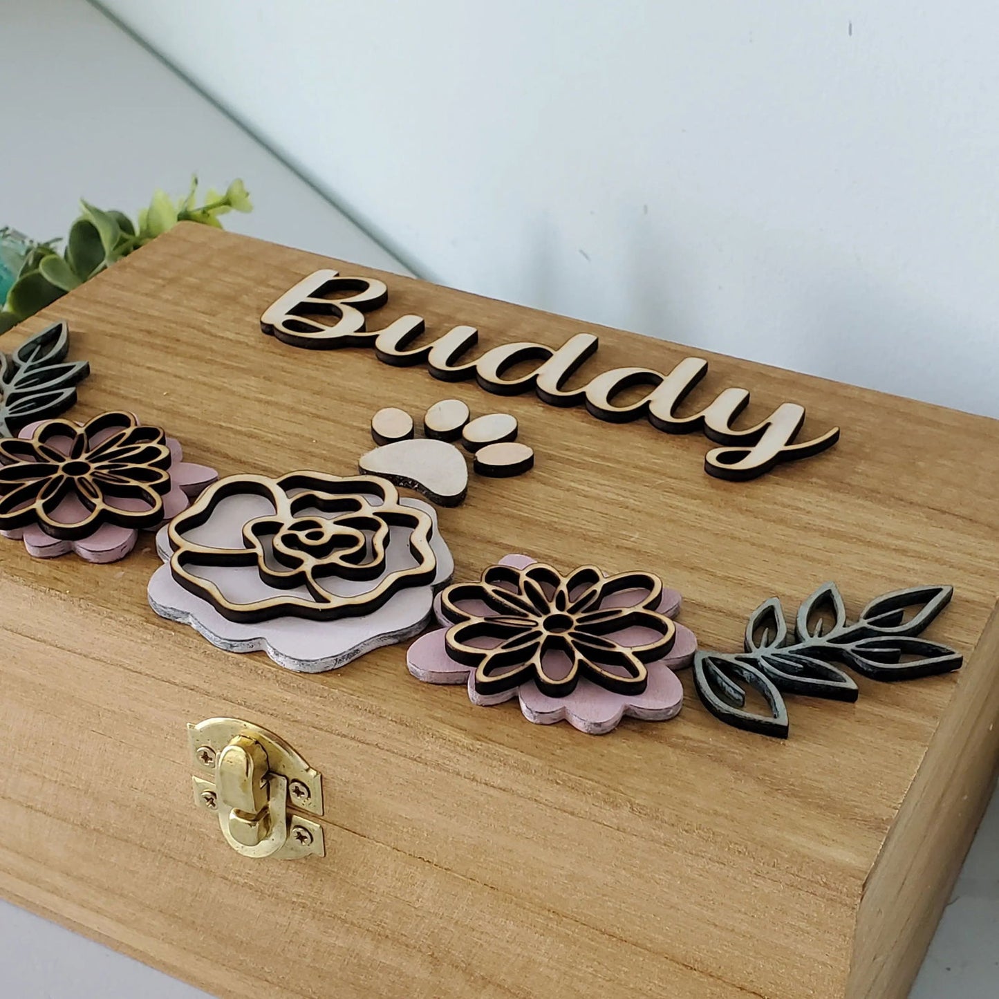 Pet Urn for dogs, pet urn for cats, Pet Memorial Box, pet urn with flowers, Large Dog Urn, Memory Box for pet - Wags and Willows