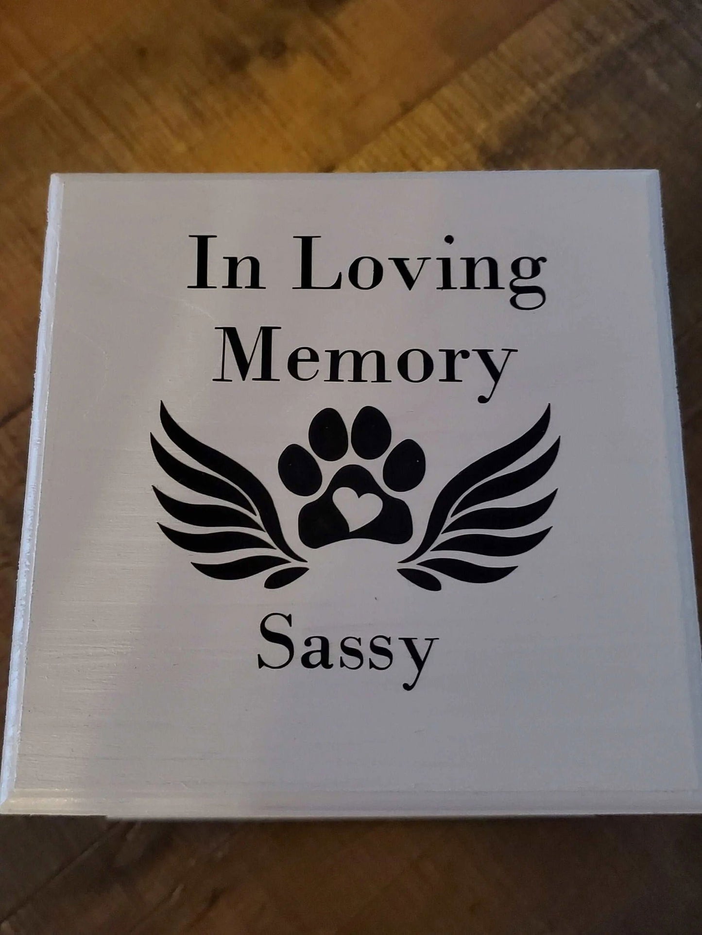 Pet Urn with photos, Guinea pig urn, urn for Guinea pig, Guinea pig memorial, urn for small animals - Wags and Willows