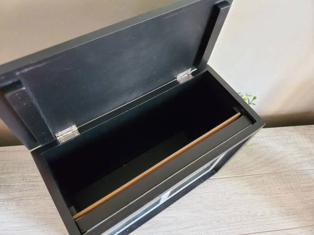 Pet cremation urn for ashes, dog urn for ashes, cat urn for ashes - Wags and Willows