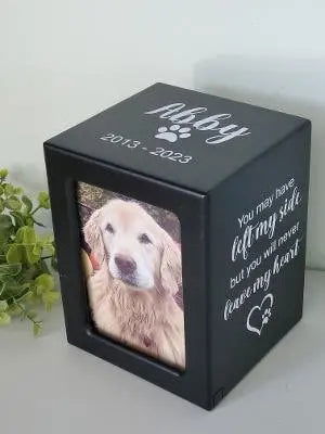 Urn for Ashes for Pet - Wags and Willows