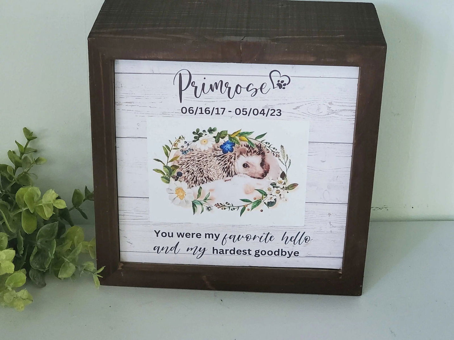 Wood Pet urn, pet urn for dogs, Cat urn, pet urn for cats, Small Dog Urn, Large Dog Urn - Wags and Willows