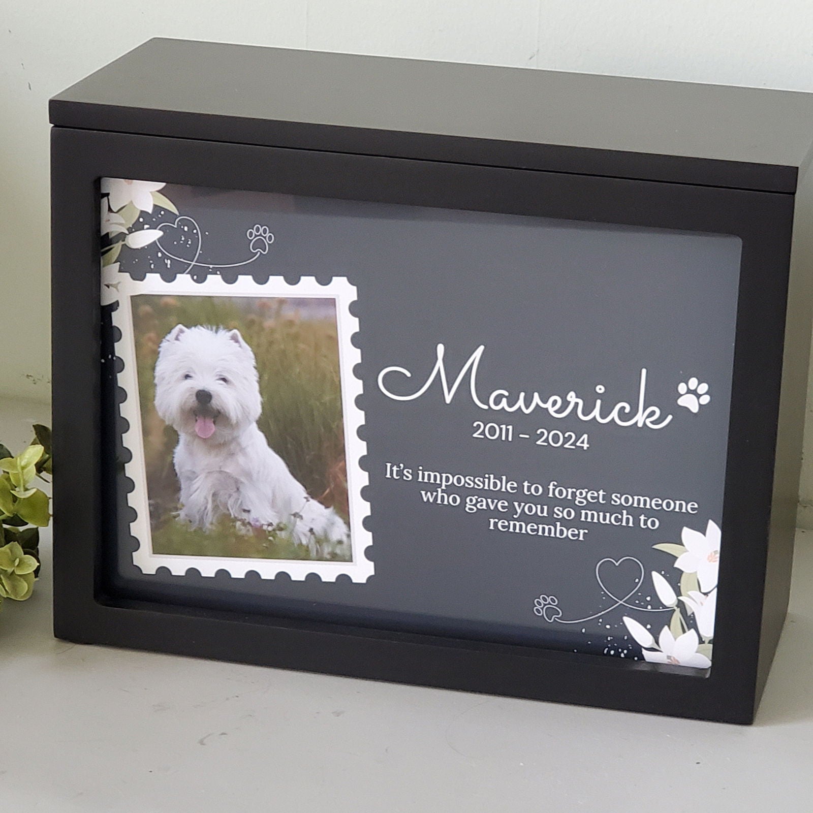 Custom pet Urn for dogs with photo, Large Dog urn, Personalized Cat Urn with Picture, Pet urn for ashes - Wags and Willows 