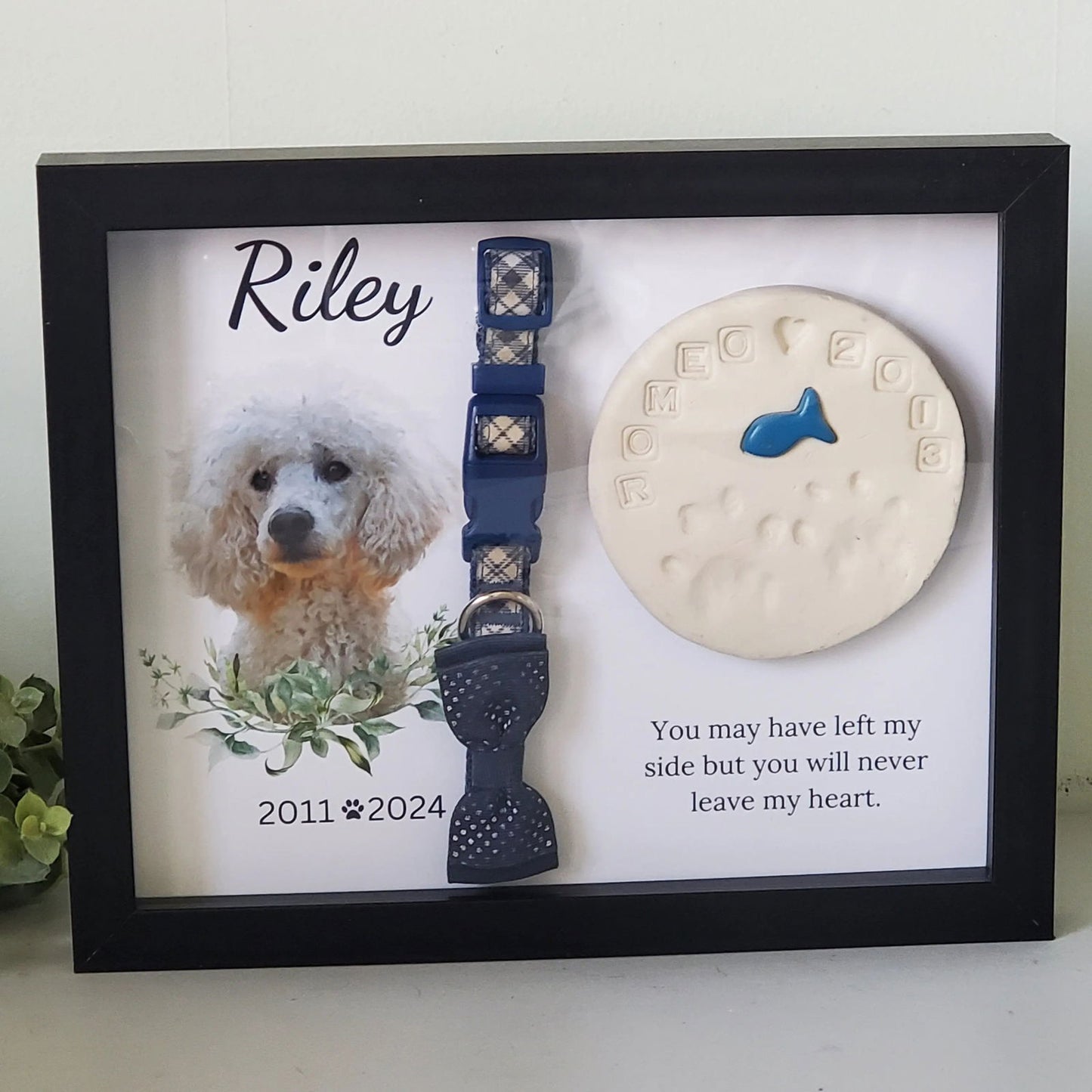 Dog Collar Memorial Frame, Pet Memorial frame, Dog Memorial gift - Wags and Willows 