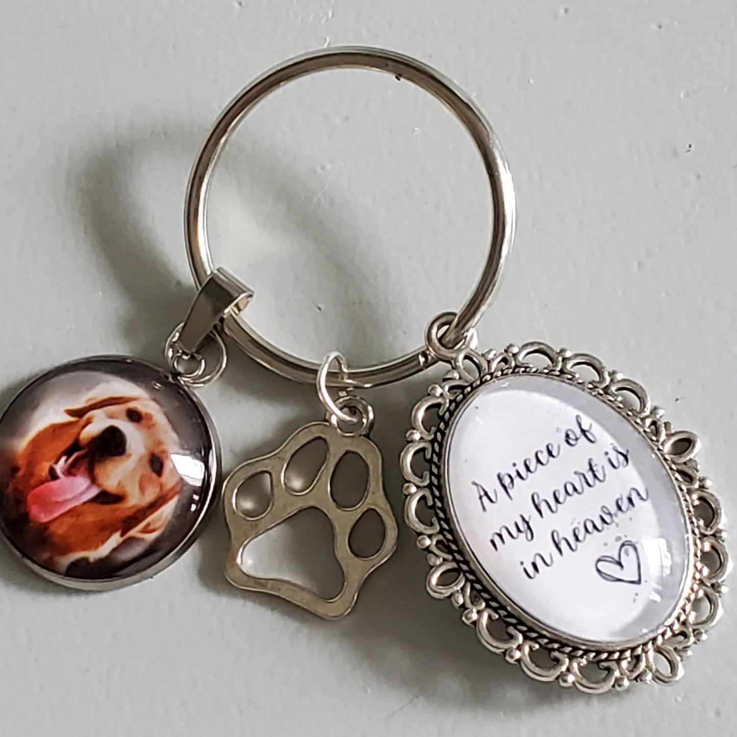 Dog Memorial Keychain - Wags and Willows 