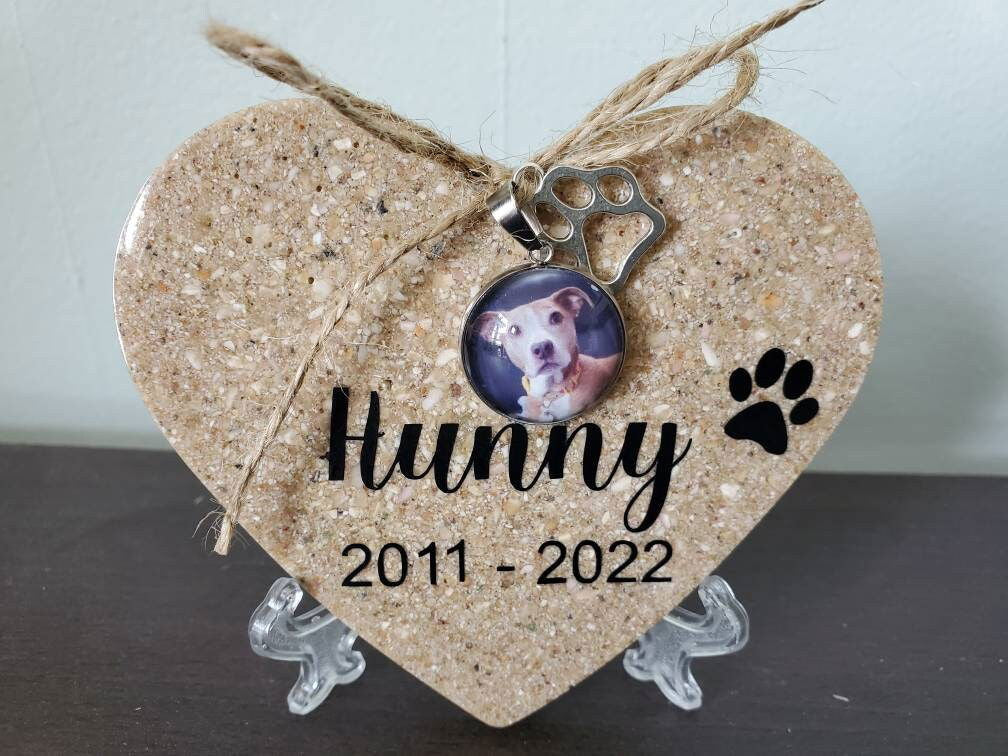 Pet Ashes Keepsake, Pet cremation keepsake heart, dog memorial with ashes, pet memorial Keepsake with dogs ashes, Keepsake with cats ashes - Wags and Willows 