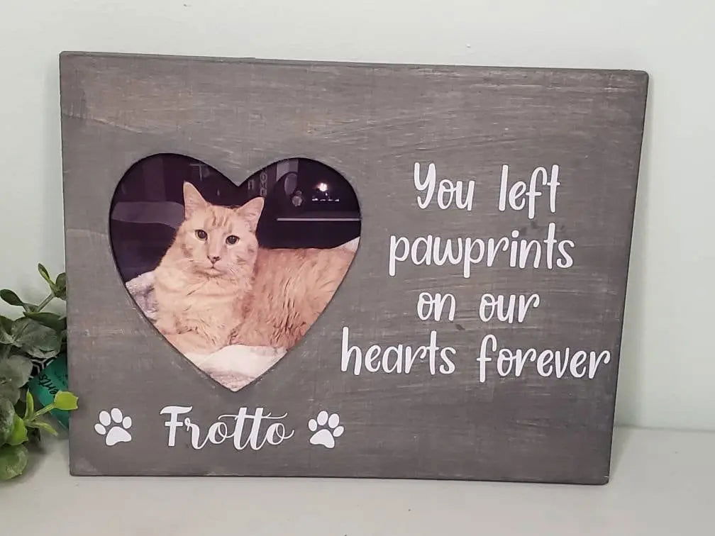 Pet Memorial, Dog Memorial Frame, Cat Memorial - Wags and Willows 