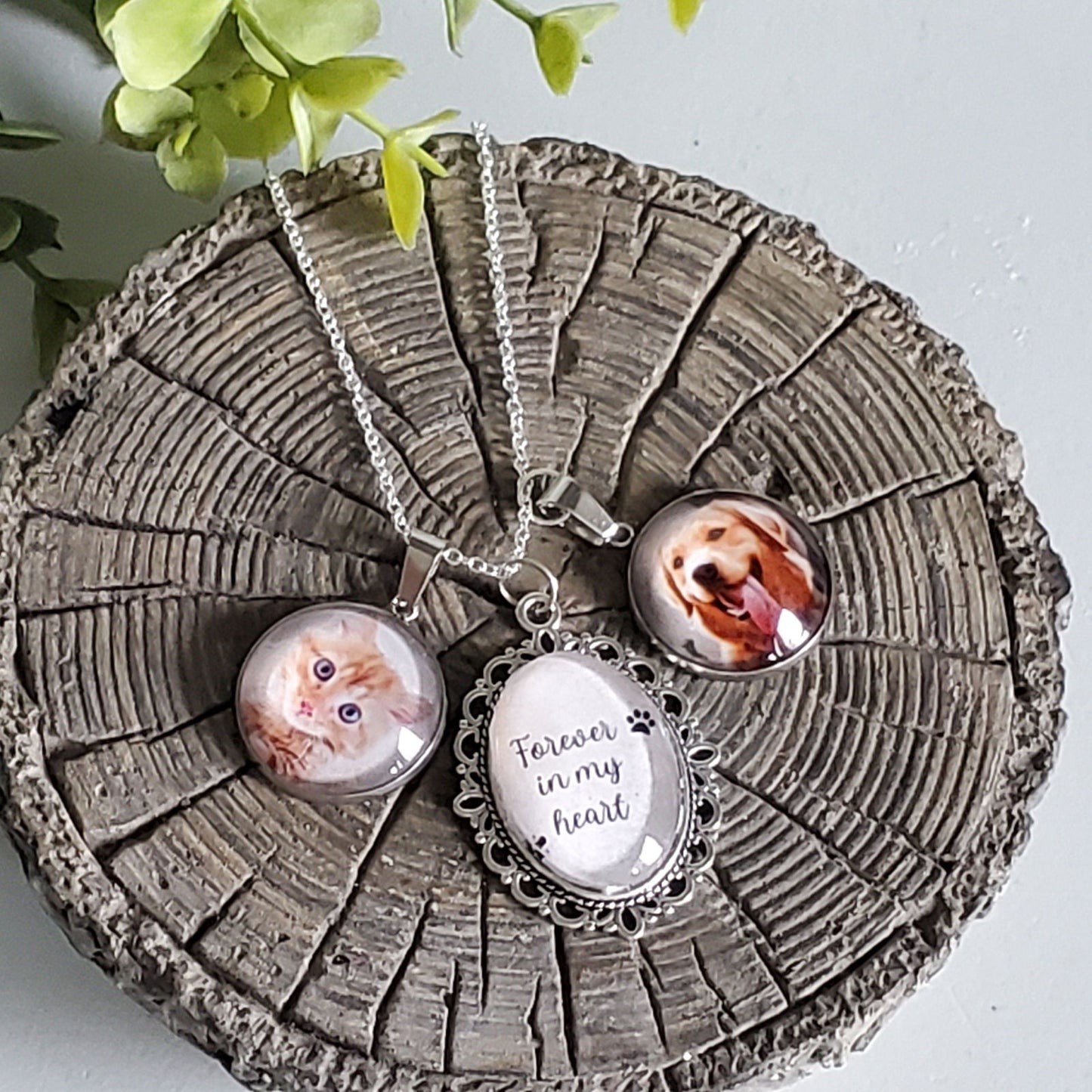 Pet Memorial Necklace - Wags and Willows 