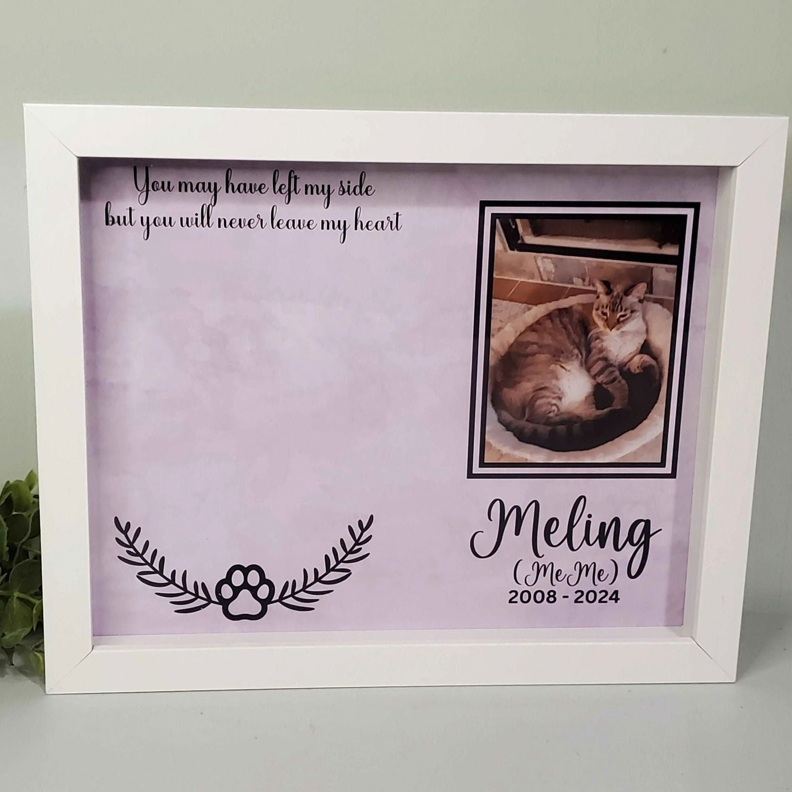 Pet Memorial pawprint holder frame - Wags and Willows 