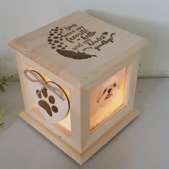 Pet Urn, pet urn for ashes, pet urn with photos, Pet urn for dogs, pet urn for cats, cat urn, Dog Urn for ashes, Urn for dogs, Pet memorial